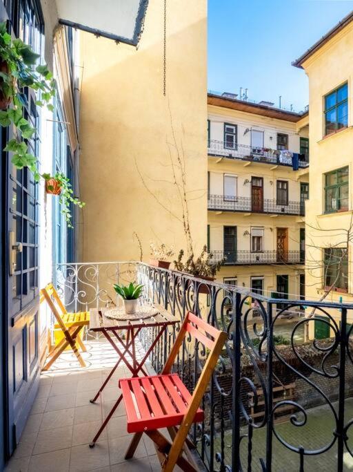 Sunshine Apartment - With Garage Budapest Exterior foto