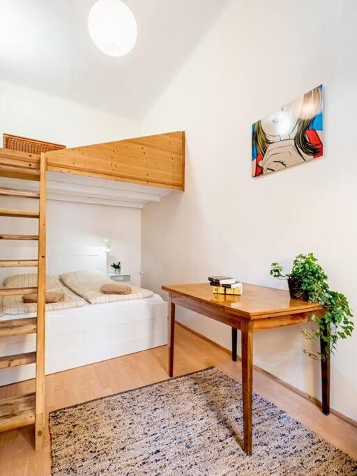 Sunshine Apartment - With Garage Budapest Exterior foto